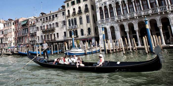 organize-your-romantic-marriage-proposal-in-venice