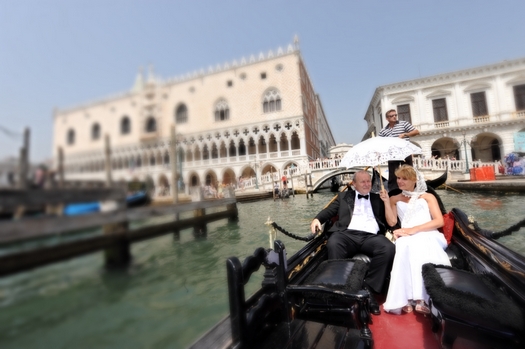 002 gondola wedding venice