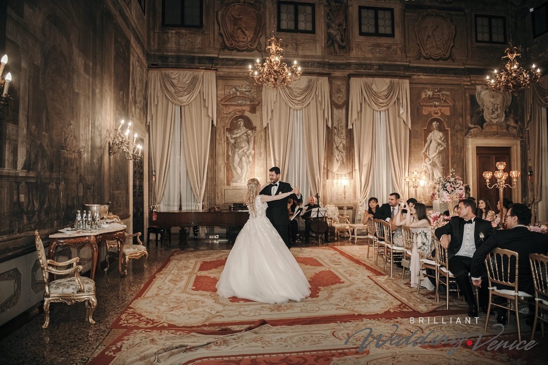 A fairy tale wedding in a Palazzo overlooking the Grand Canal