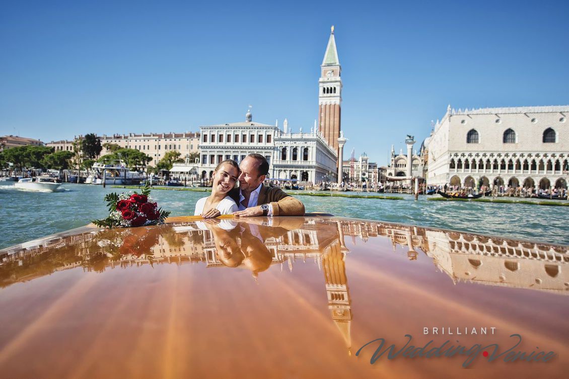 Wedding proposal in Venice