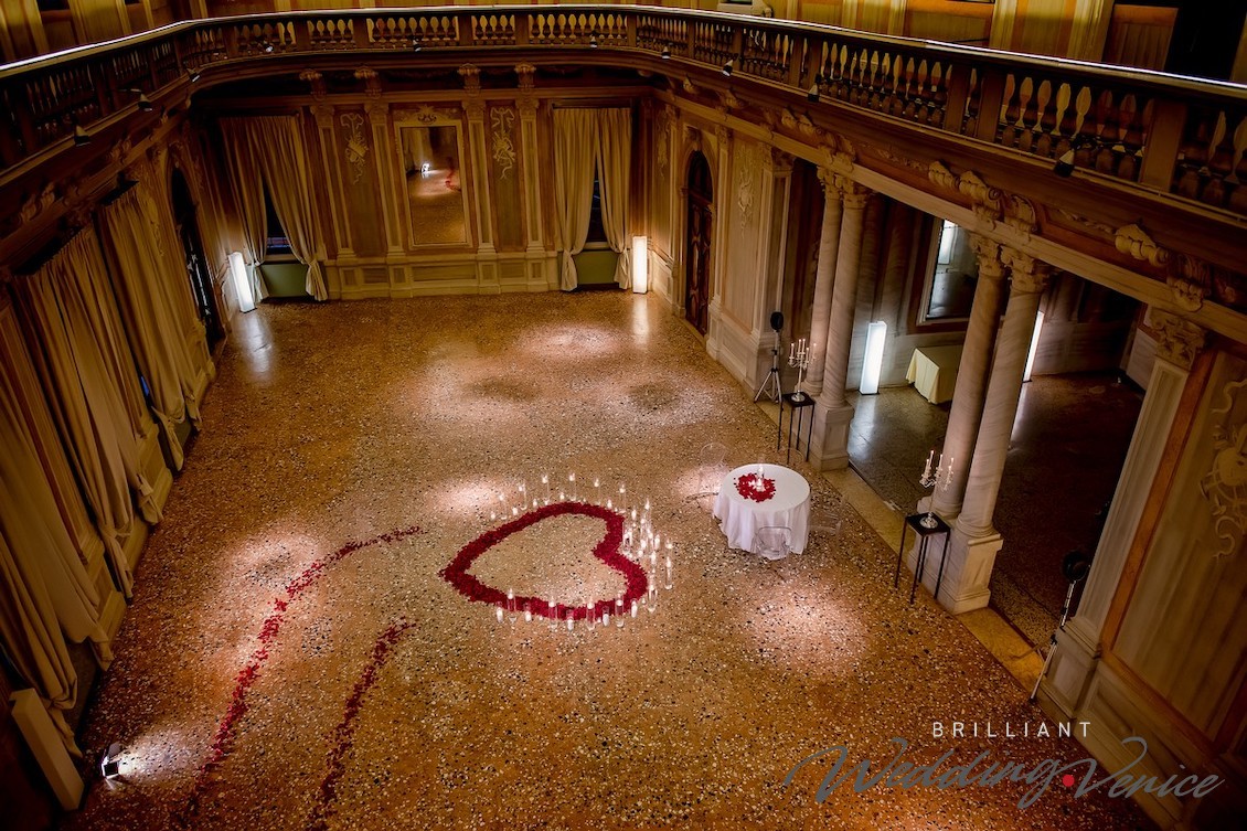 02da Memorable marriage proposal in a historical Palace in Italy