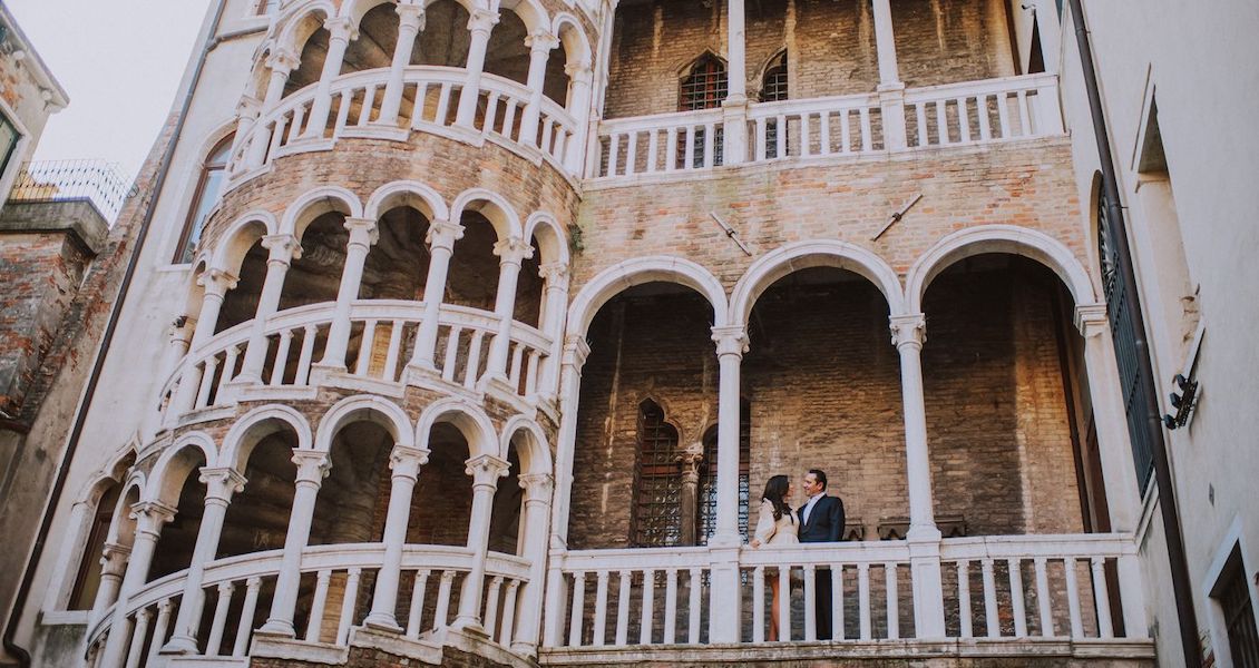 Romantic wedding proposal at Scala del Bovolo Venezia