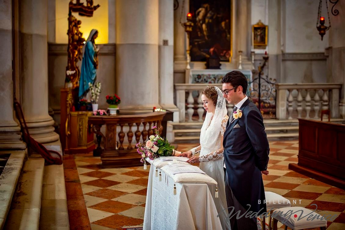 02e Vow Renewal Packages in the Romantic Venice