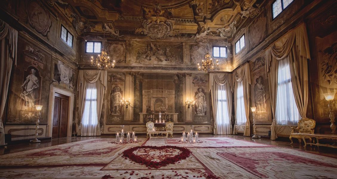 Get engaged at a luxury palace Venice Italy