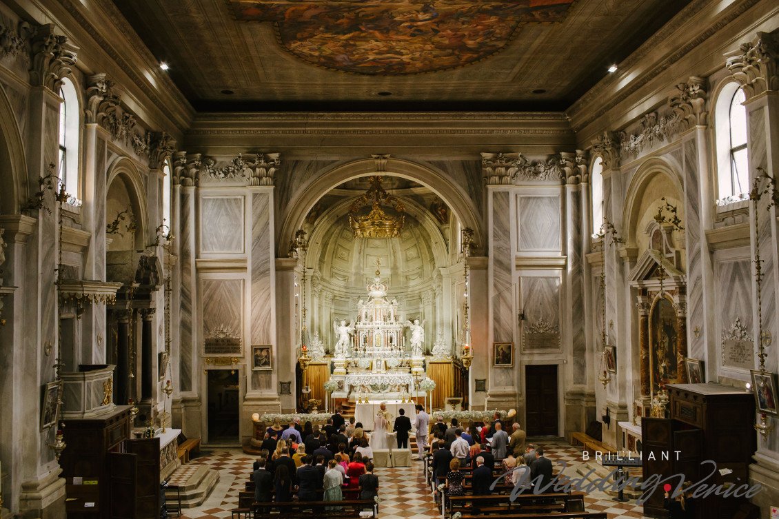 Dream wedding in Venice, inside a countryside villa