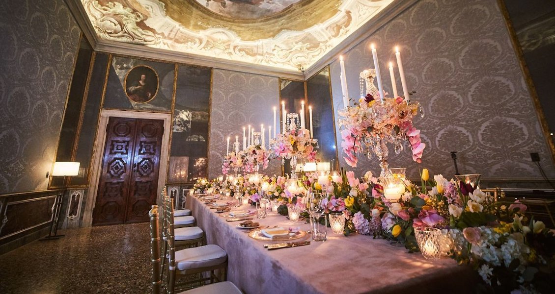 Fancy wedding at the Aman Venice Hotel