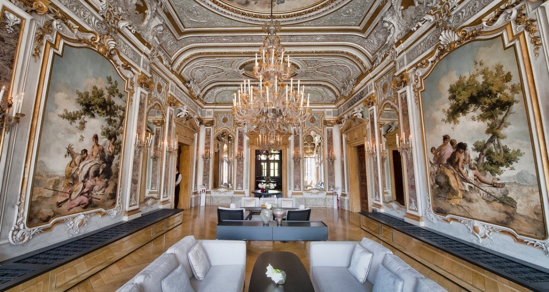 Luxury wedding Aman Hotel in Venice